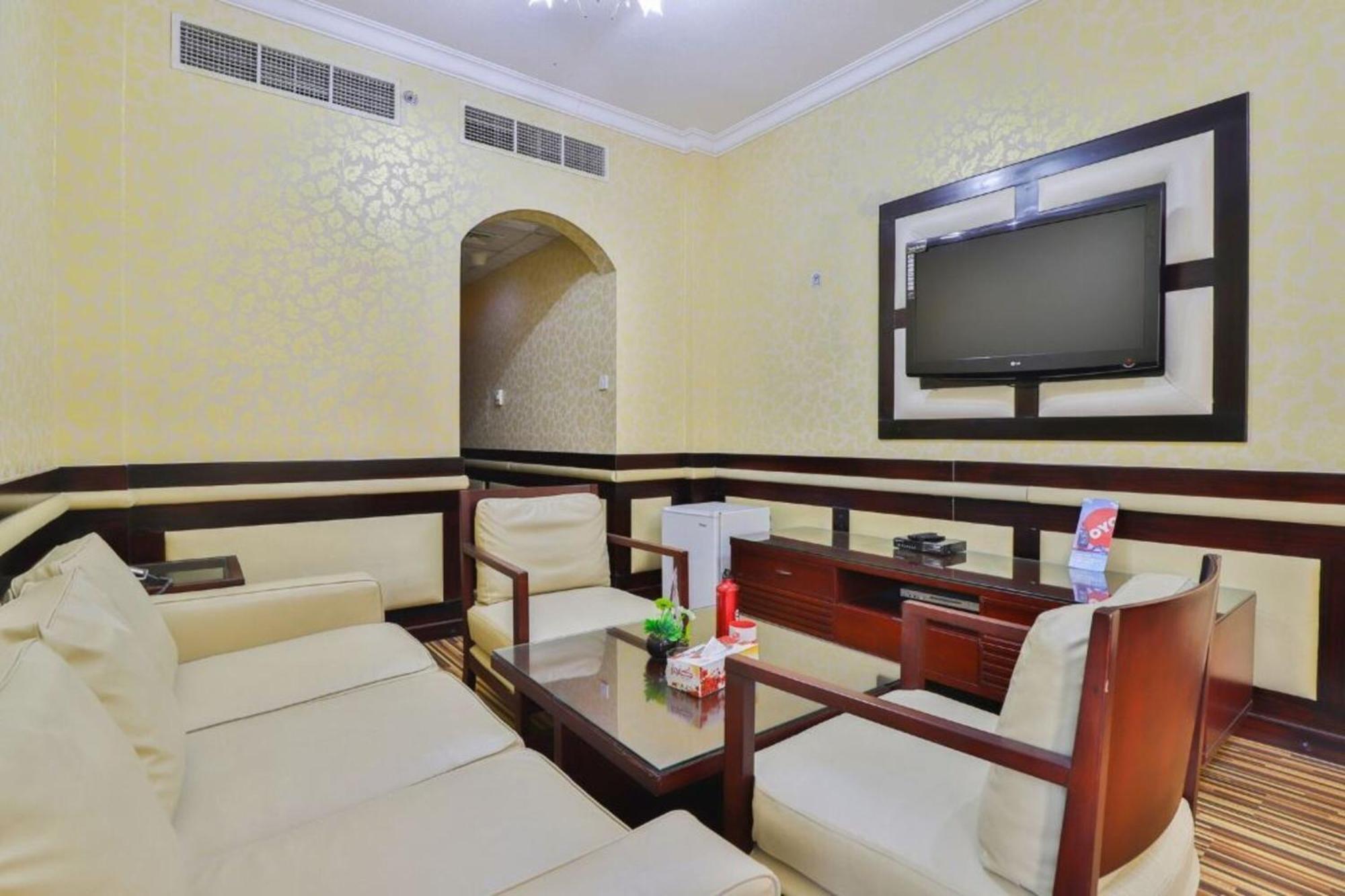 Grand Pj Hotel 拉斯阿尔卡麦 外观 照片