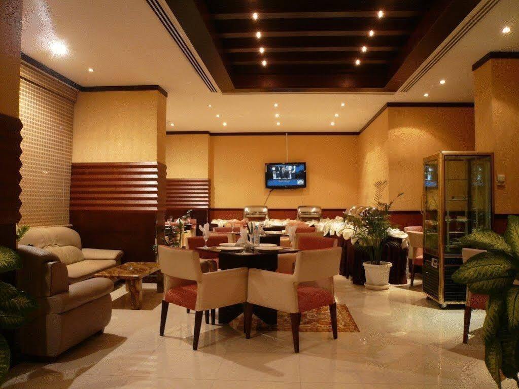 Grand Pj Hotel 拉斯阿尔卡麦 外观 照片