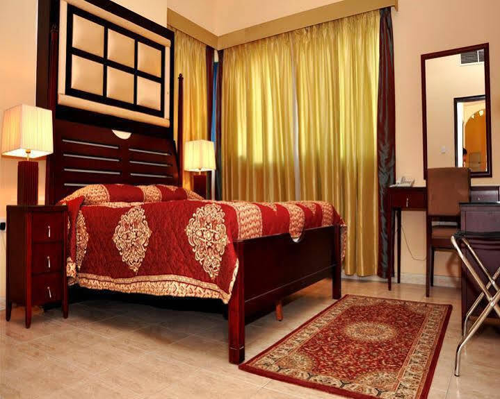 Grand Pj Hotel 拉斯阿尔卡麦 外观 照片